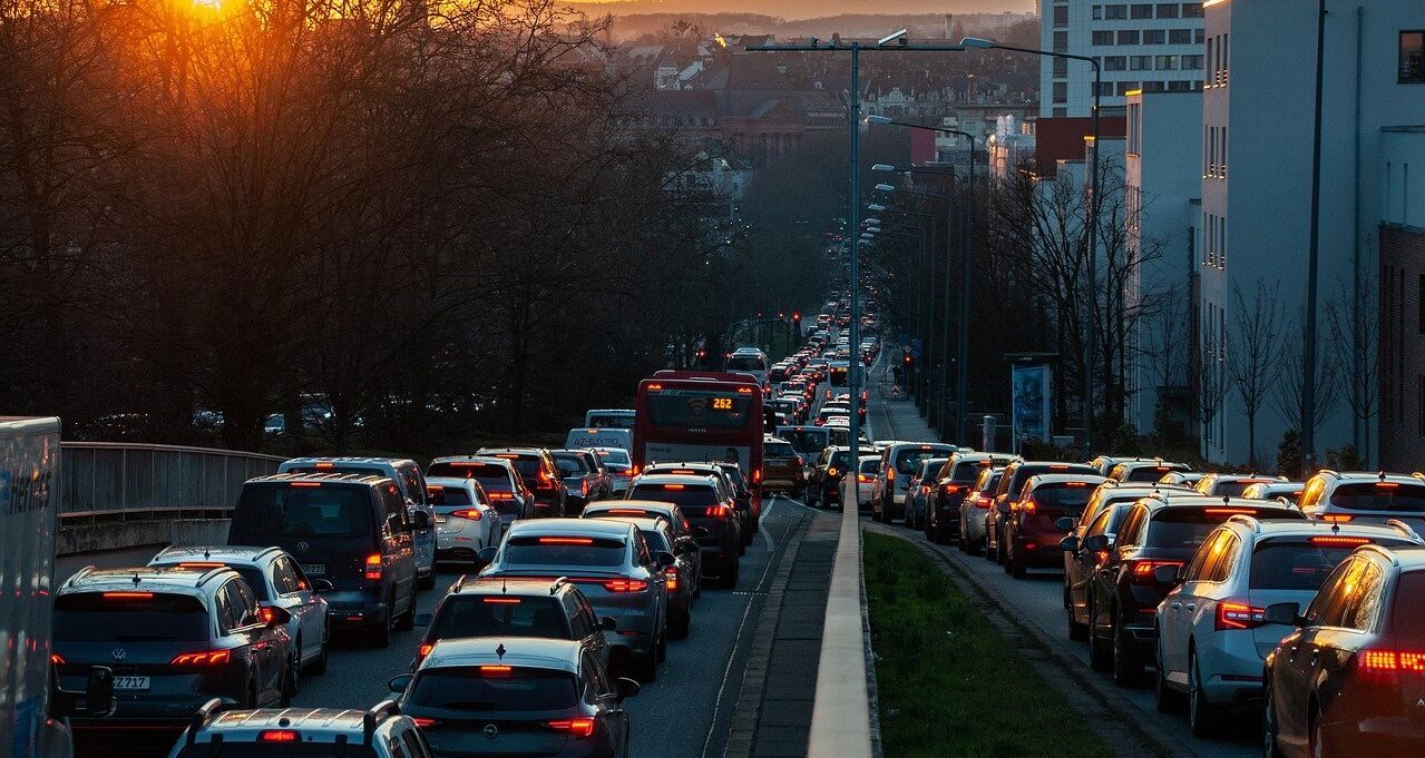 traffic, city, traffic jam-7859033.jpg